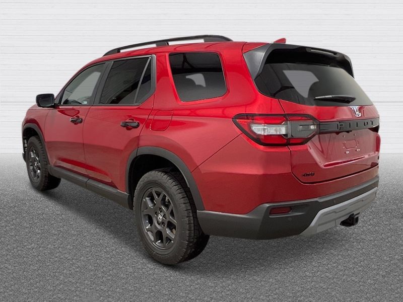 2025 Honda Pilot TrailSport photo 3