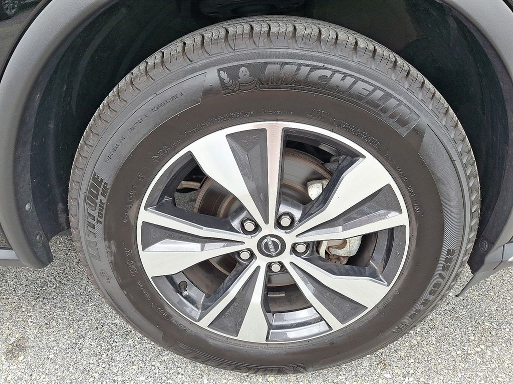 2023 Nissan Murano SV photo 8