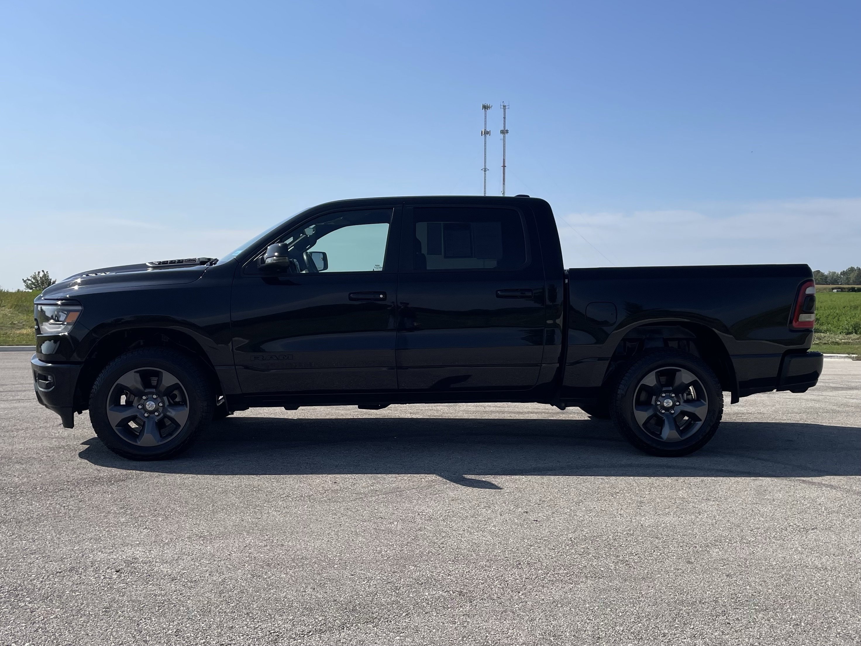 2023 Ram 1500 Laramie photo 7