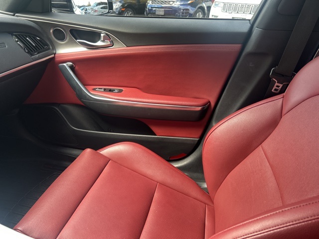 2022 Kia Stinger GT1 photo 31