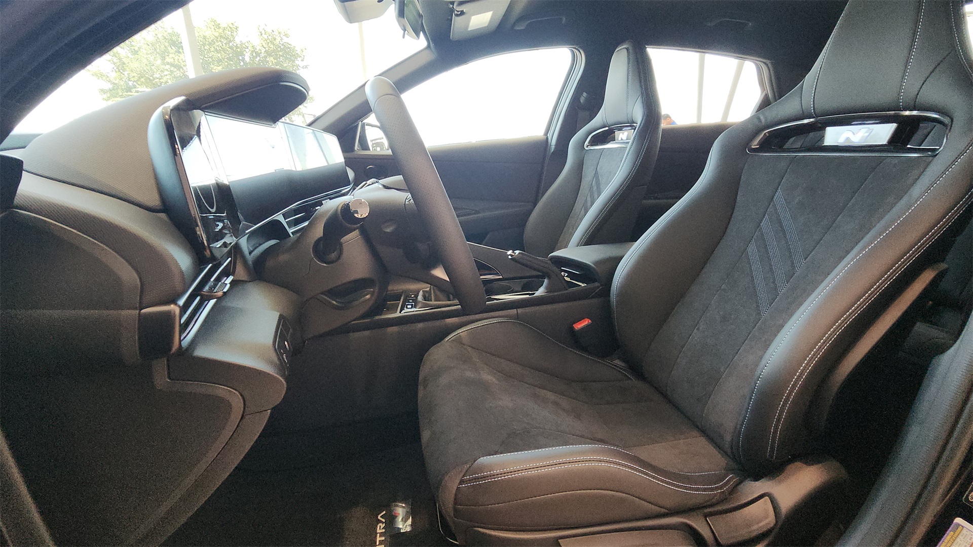 2025 Hyundai Elantra N Base photo 10