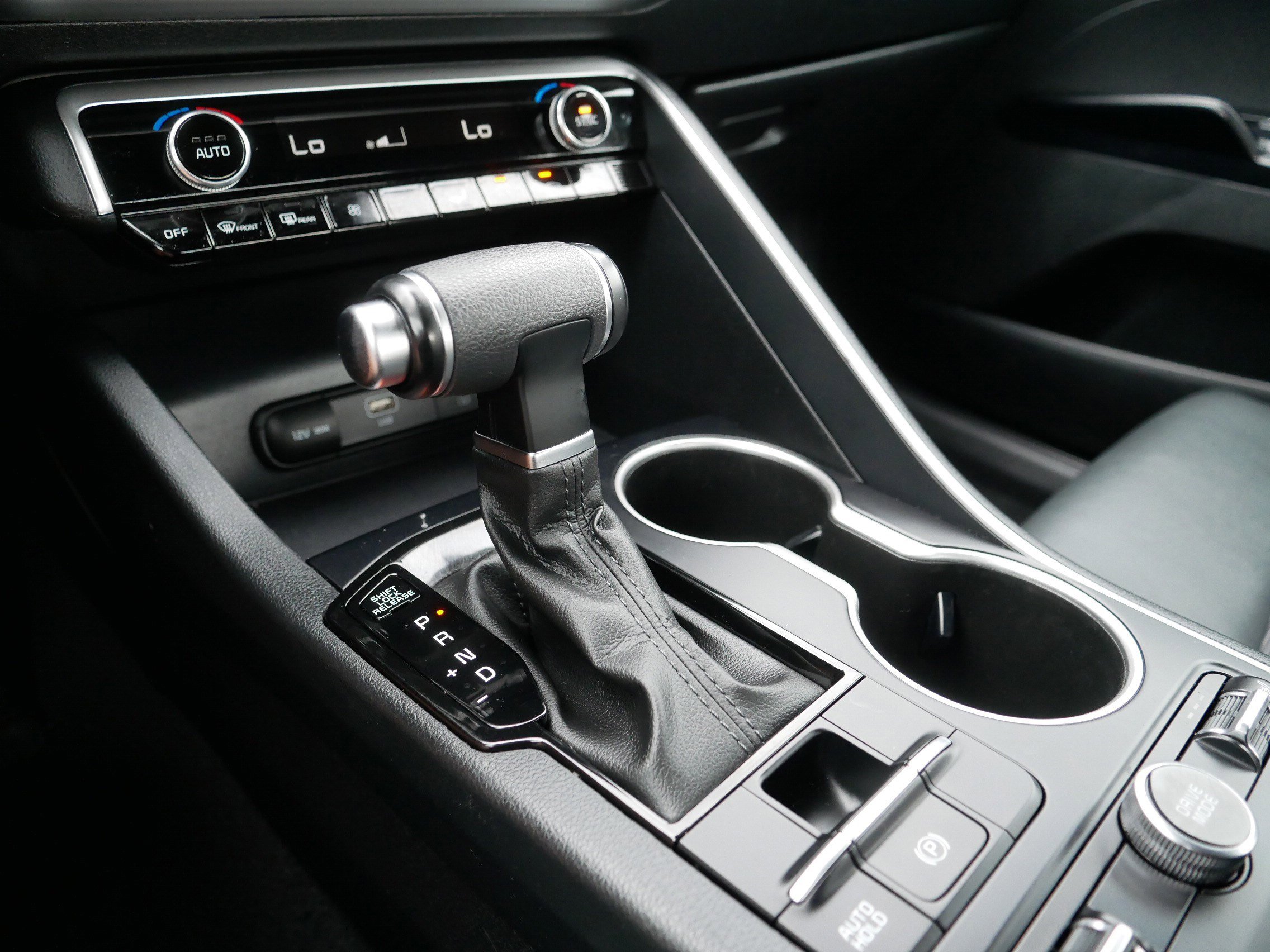 2022 Kia K5 GT-Line photo 23
