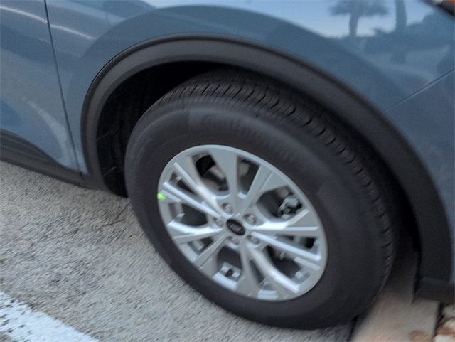 2026 Ford Escape Active photo 2