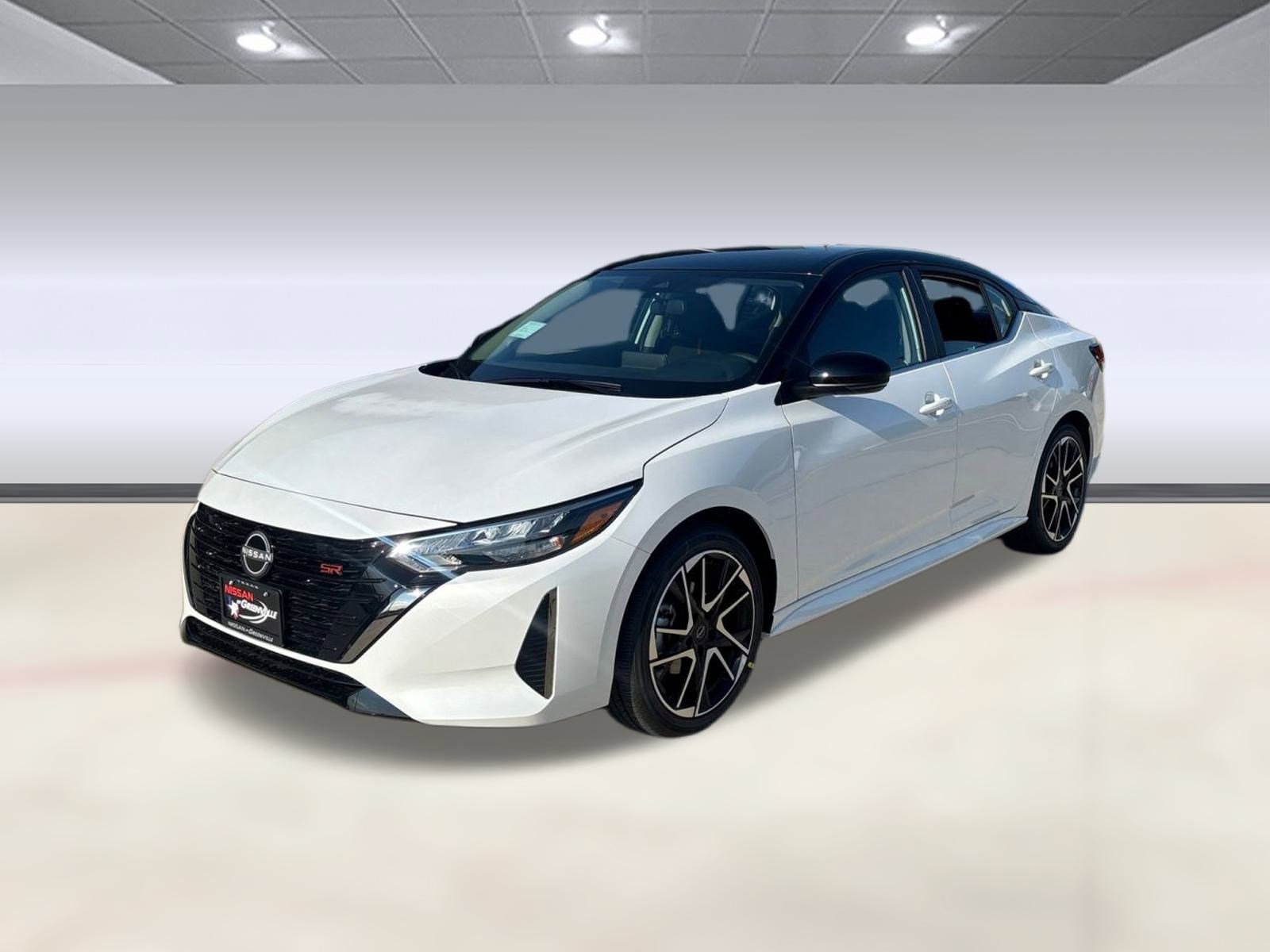 2025 Nissan Sentra SR's photo