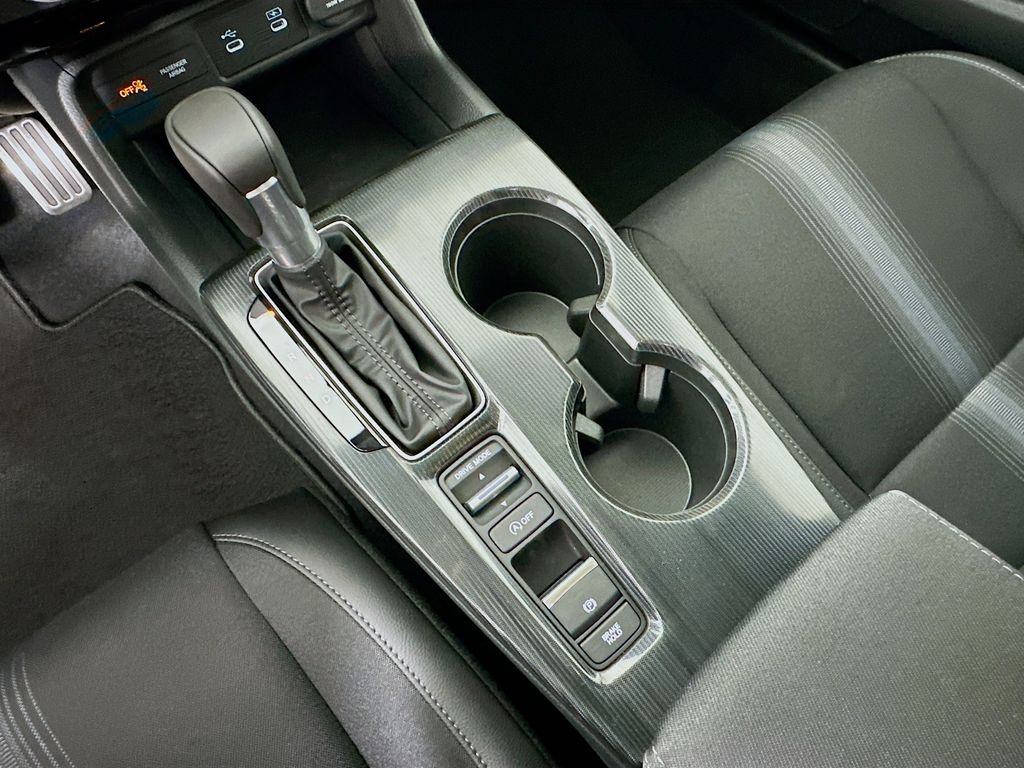 2026 Honda Civic Hatchback Sport photo 14
