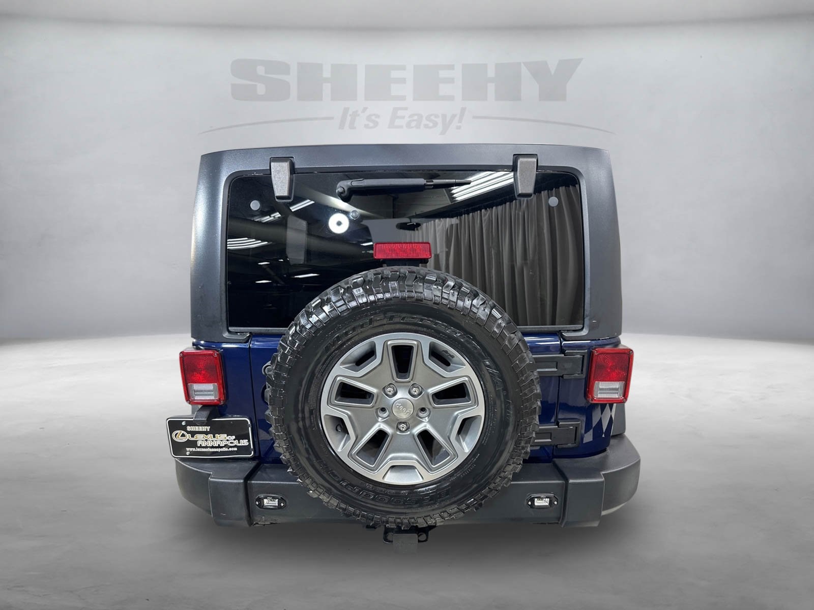 2013 Jeep Wrangler Unlimited Sport photo 2
