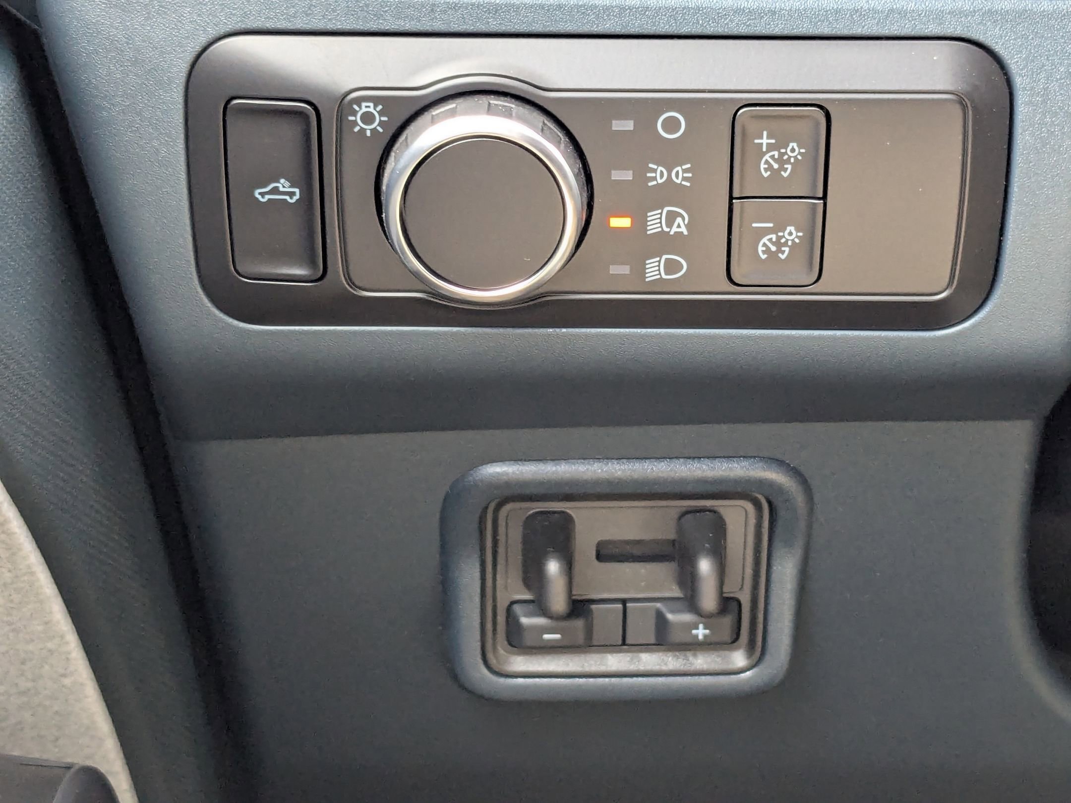 2025 Ford Maverick XLT photo 16