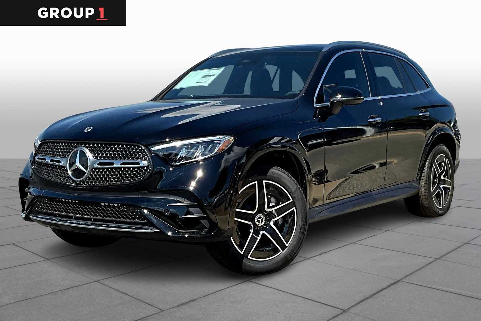2026 Mercedes-Benz GLC Base's photo