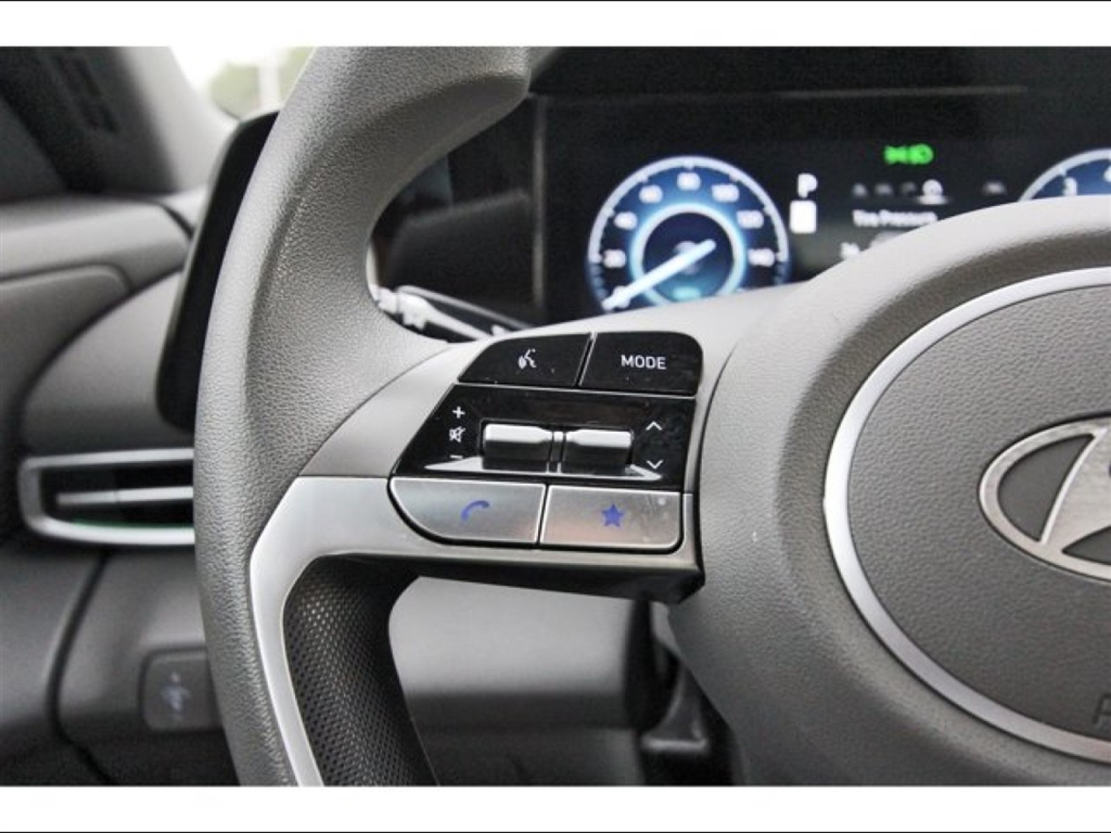 2024 Hyundai Elantra SEL White at Robbins Nissan