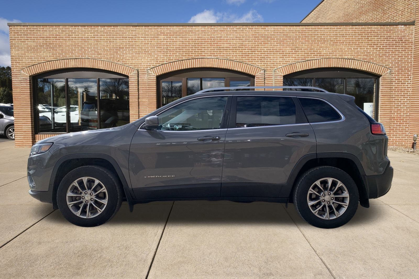 2020 Jeep Cherokee Latitude photo 6