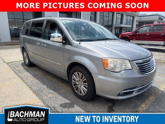 Used 2014 Chrysler Town & Country Touring-L with VIN 2C4RC1CG3ER108476 for sale in Jeffersonville, IN