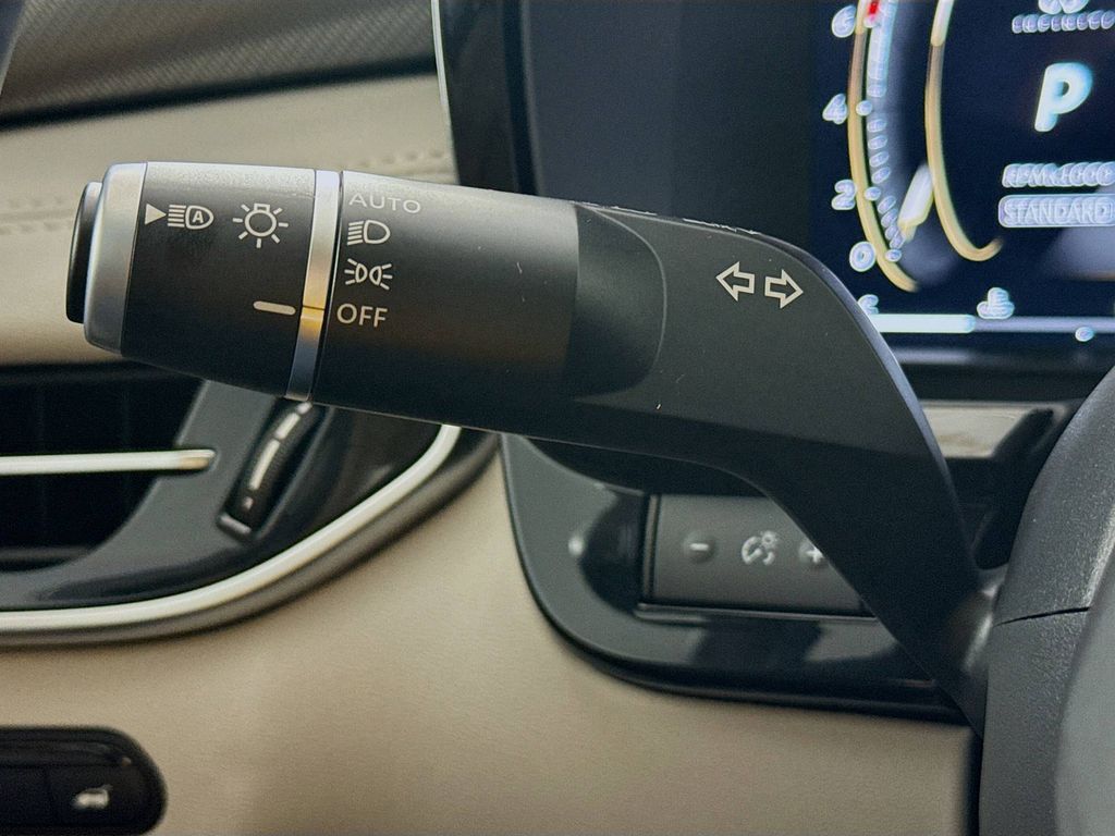 2026 Infiniti QX60 Luxe photo 12