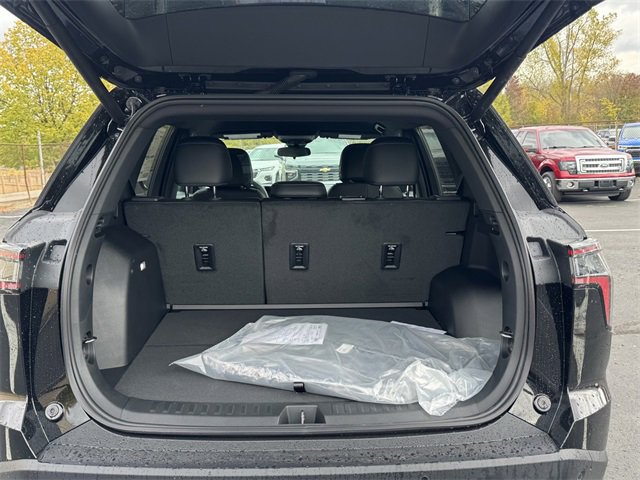 2026 Chevrolet Equinox LT photo 4