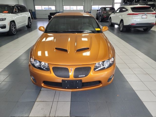 2006 Pontiac GTO photo 2