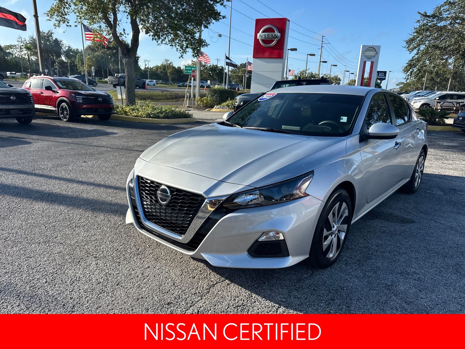 2022 Nissan Altima 2.5 S photo 2