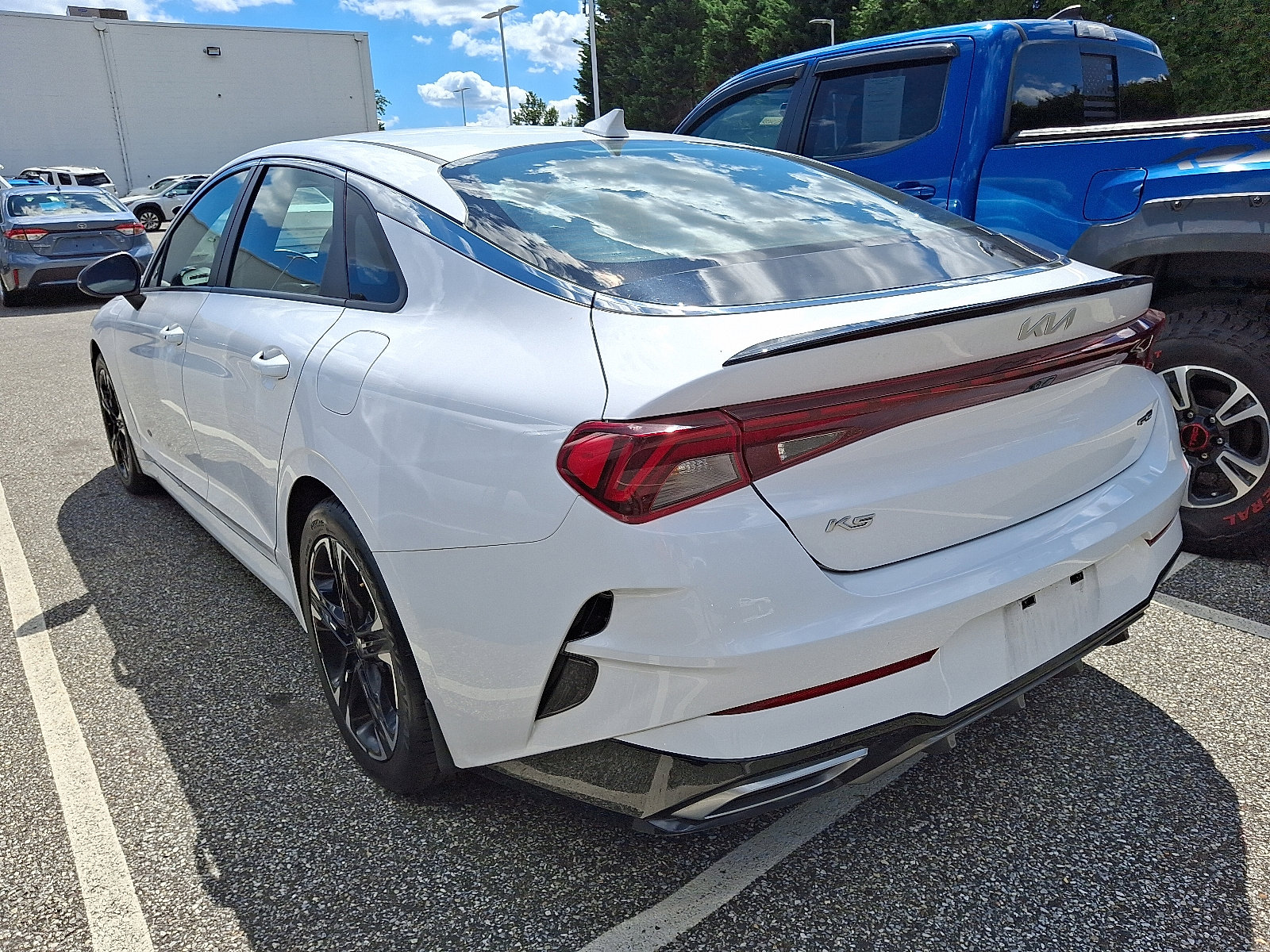 2022 Kia K5 GT-Line photo 2