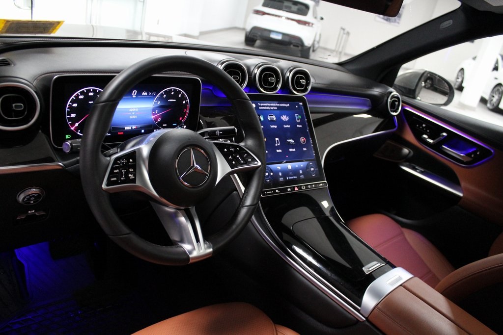 2024 Mercedes Benz GLC 4MATIC 300 photo 4