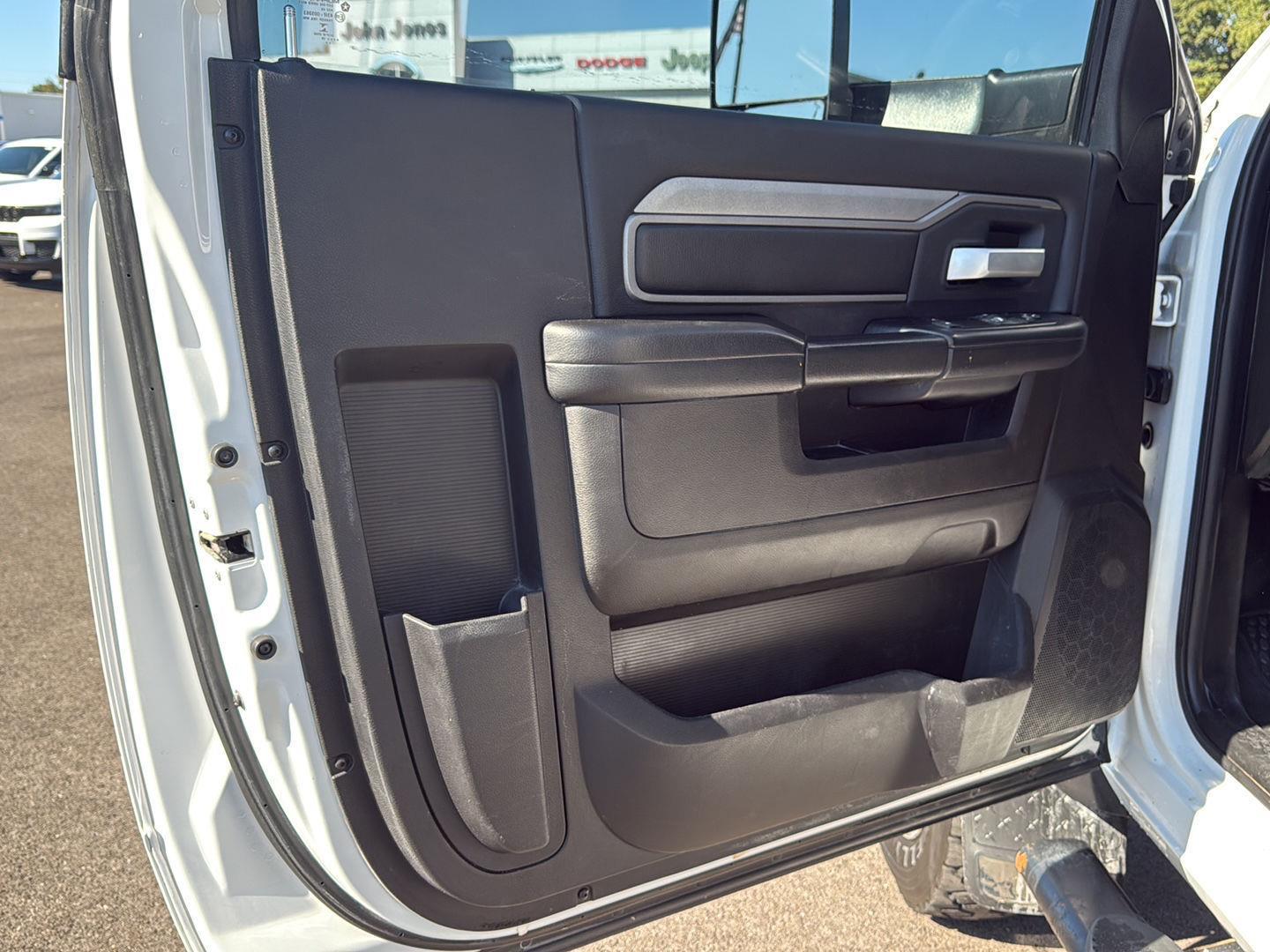 2019 Ram 4500 Tradesman photo 17