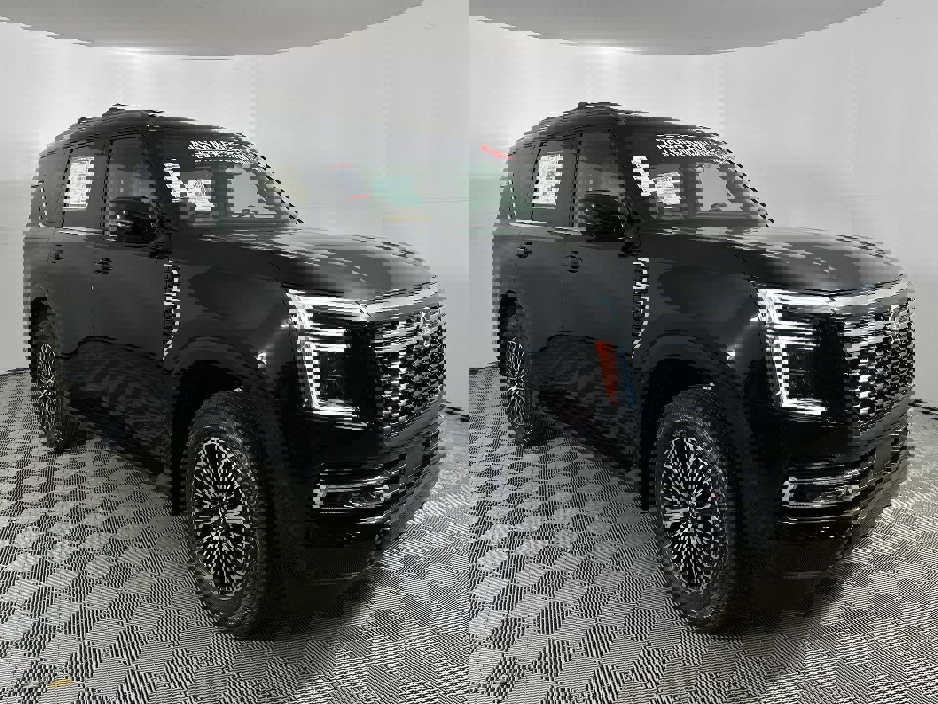 2025 Nissan Armada SL photo 2