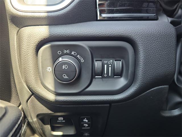 2025 Ram 1500 Laramie photo 19