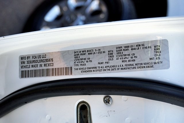 Used 2024 White Ram Big Horn image 33