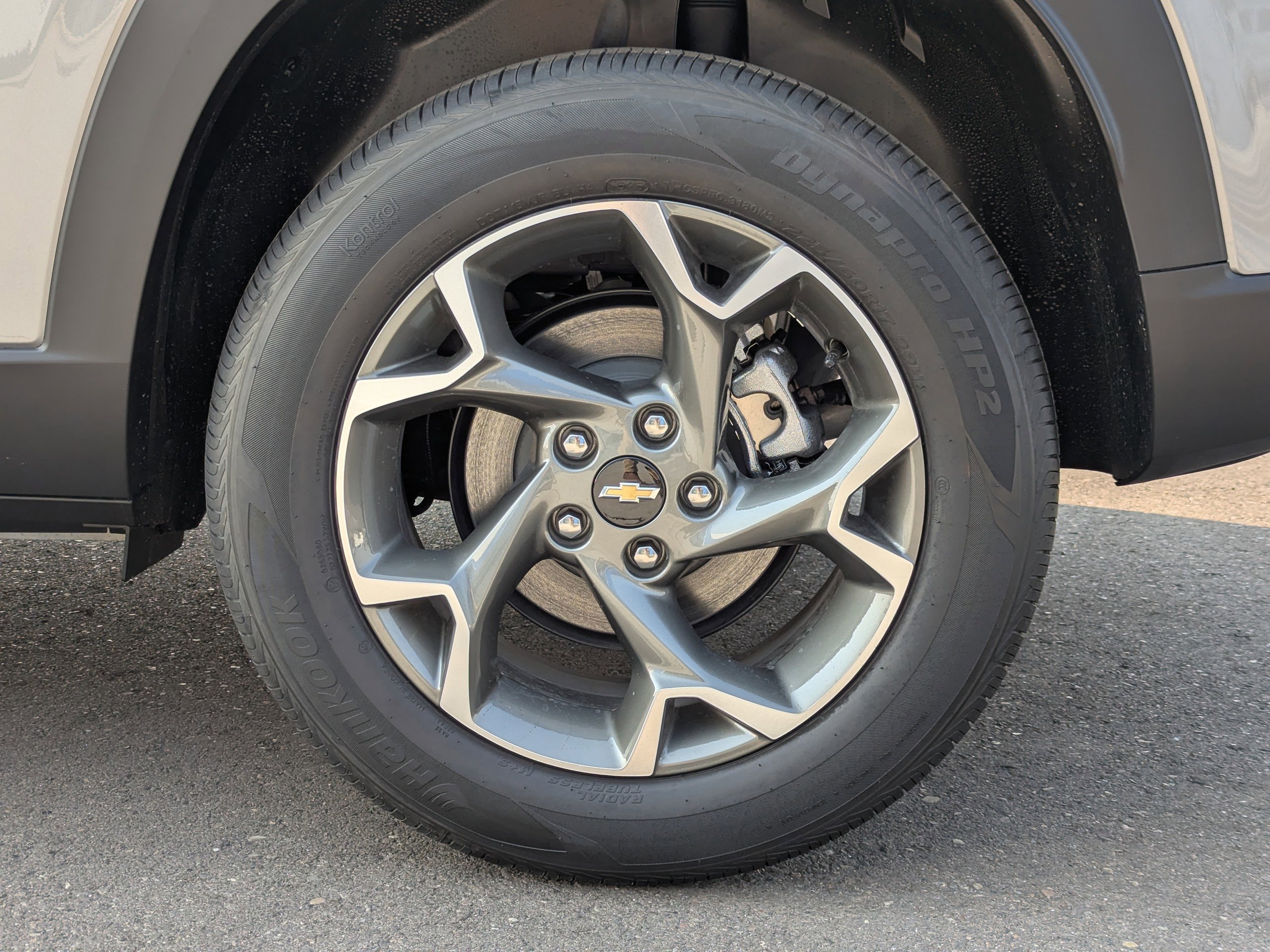 2025 Chevrolet Trax LT photo 43
