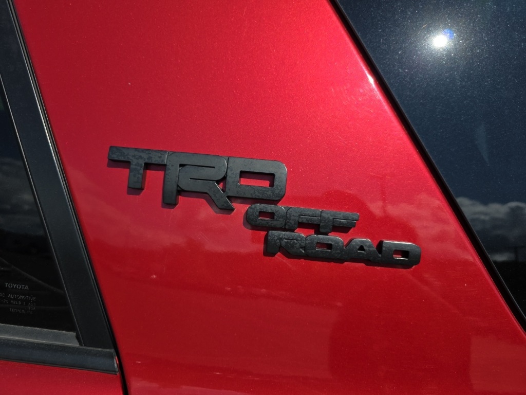 2020 Toyota 4Runner TRD Off-Road Premium photo 2