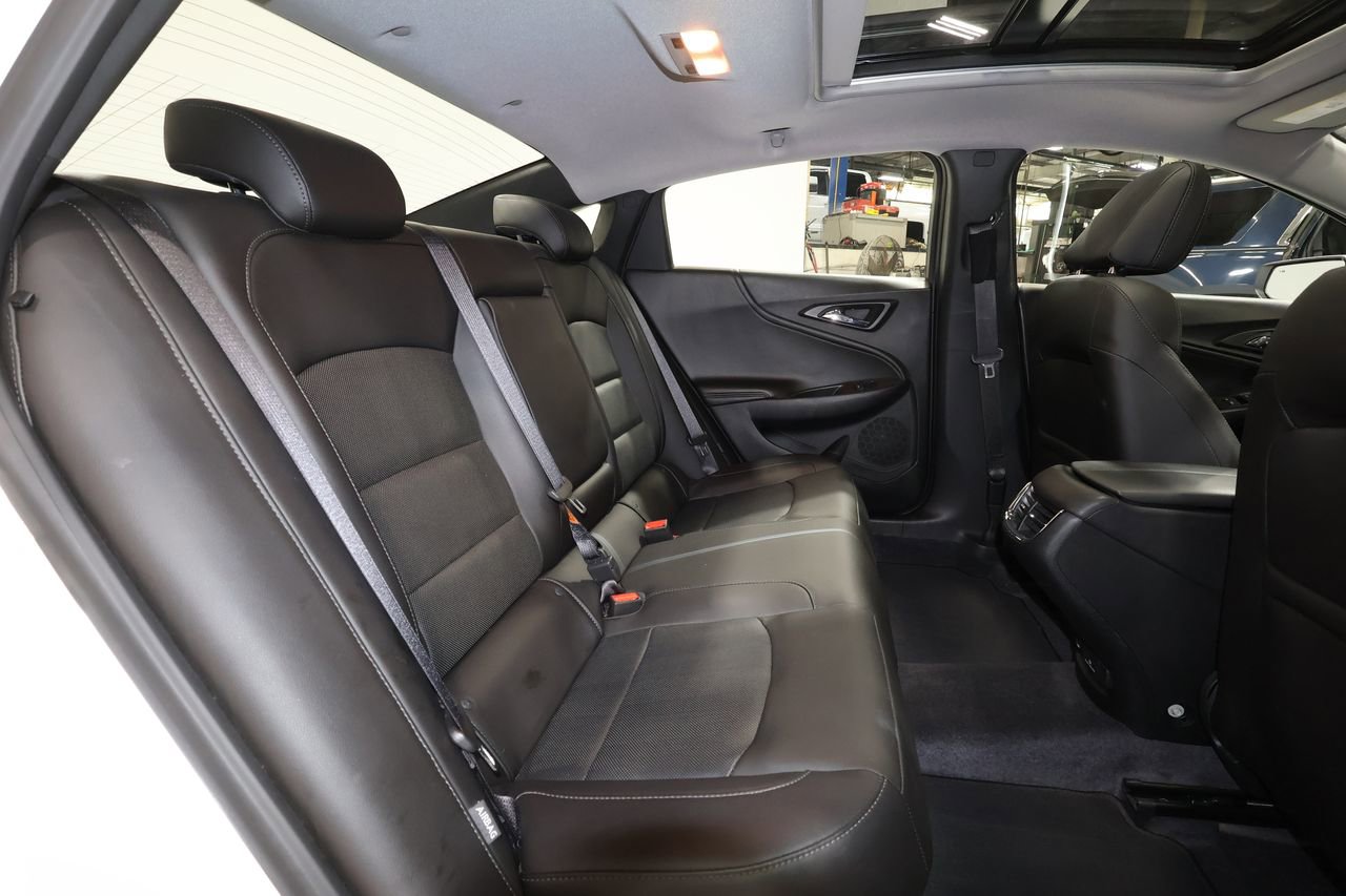 2018 Chevrolet Malibu Premier photo 22
