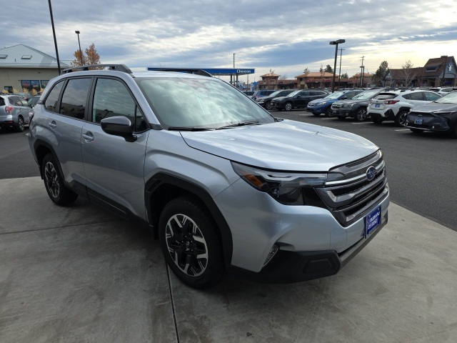 2026 Subaru Forester Premium Base photo 3