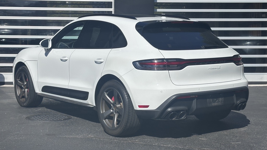 2023 Porsche Macan S photo 3