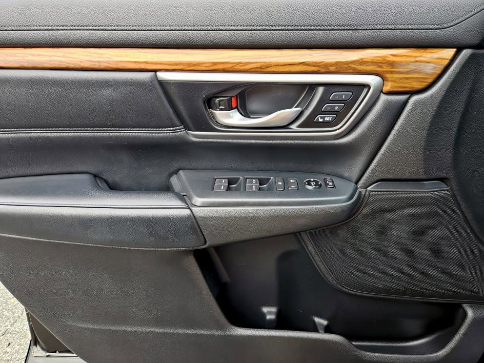 2019 Honda CR-V Touring Sport photo 24