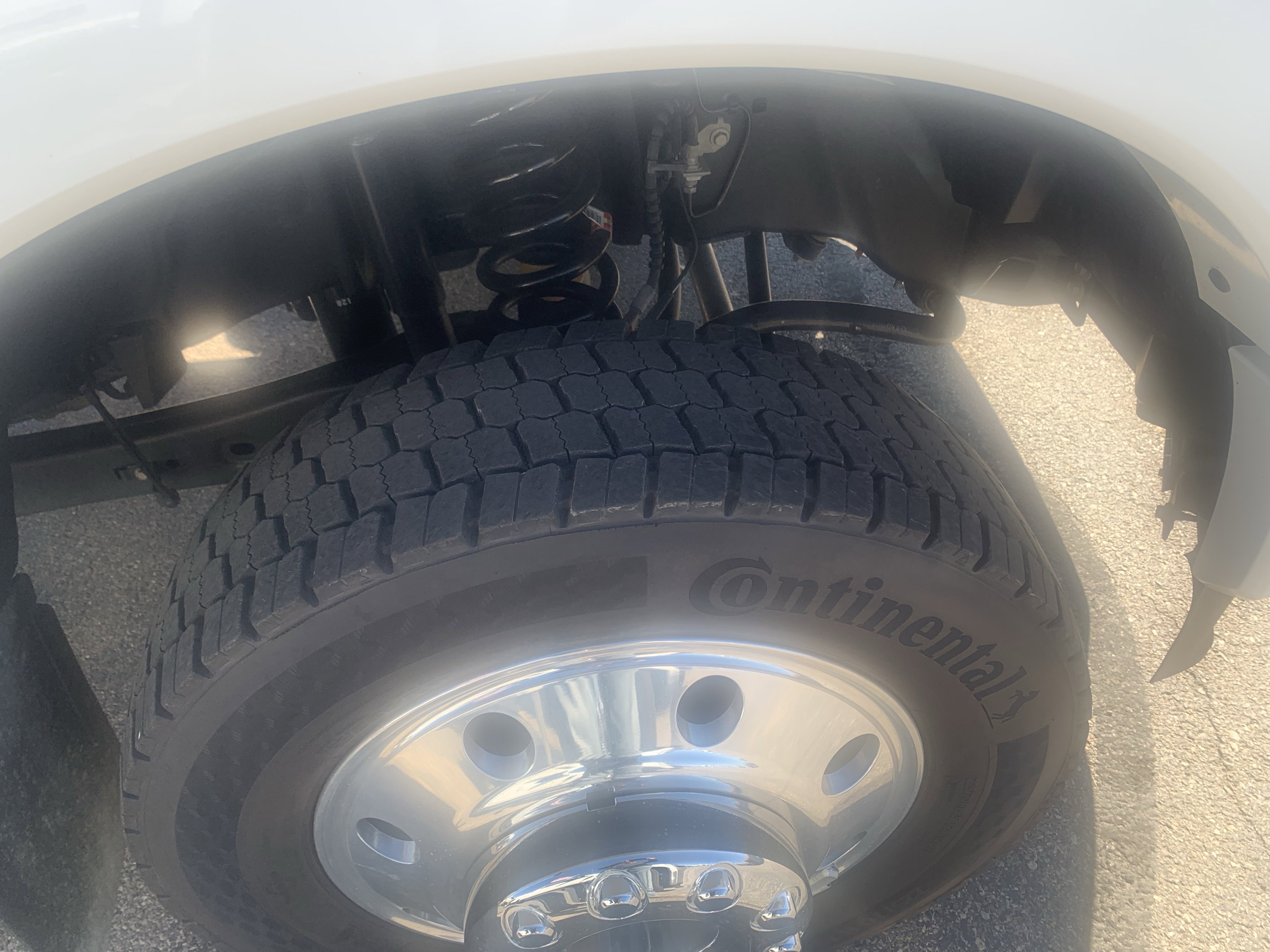 2024 Ford F-450 Platinum photo 3