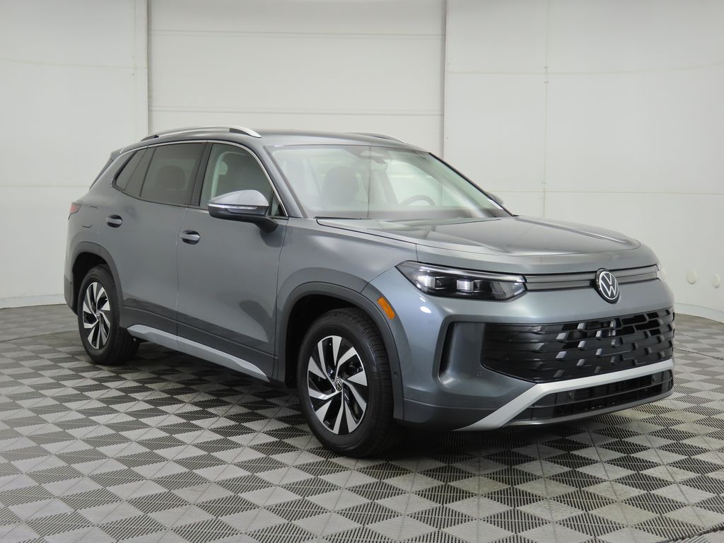 2026 Volkswagen Tiguan S photo 3