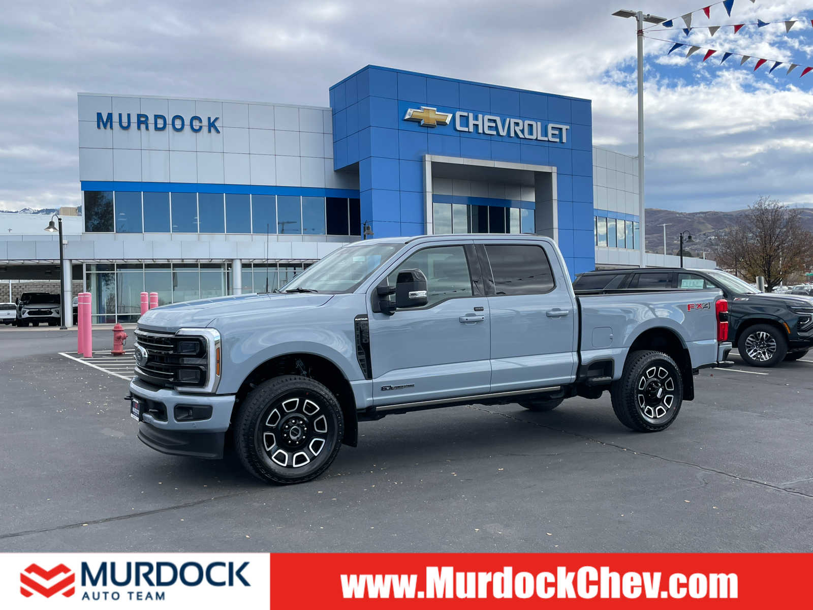 2025 Ford F-350 Super Duty Platinum's photo