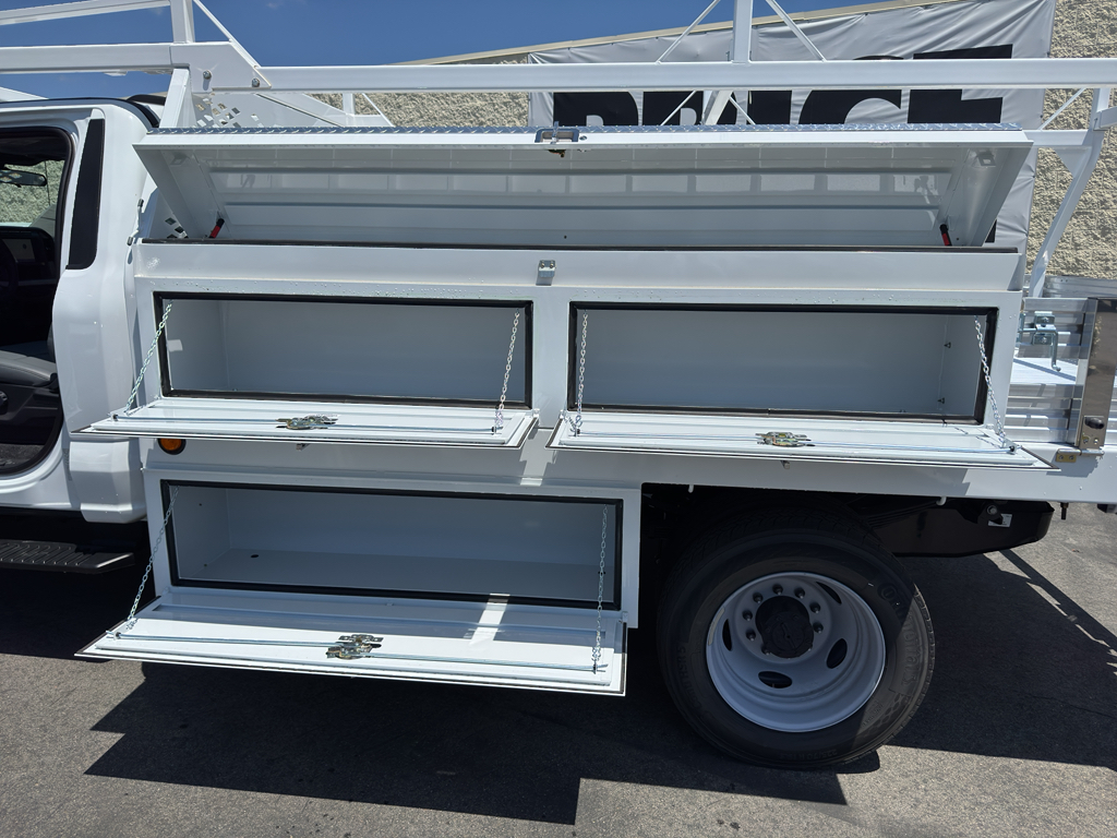 2024 Ford F-450 photo 7