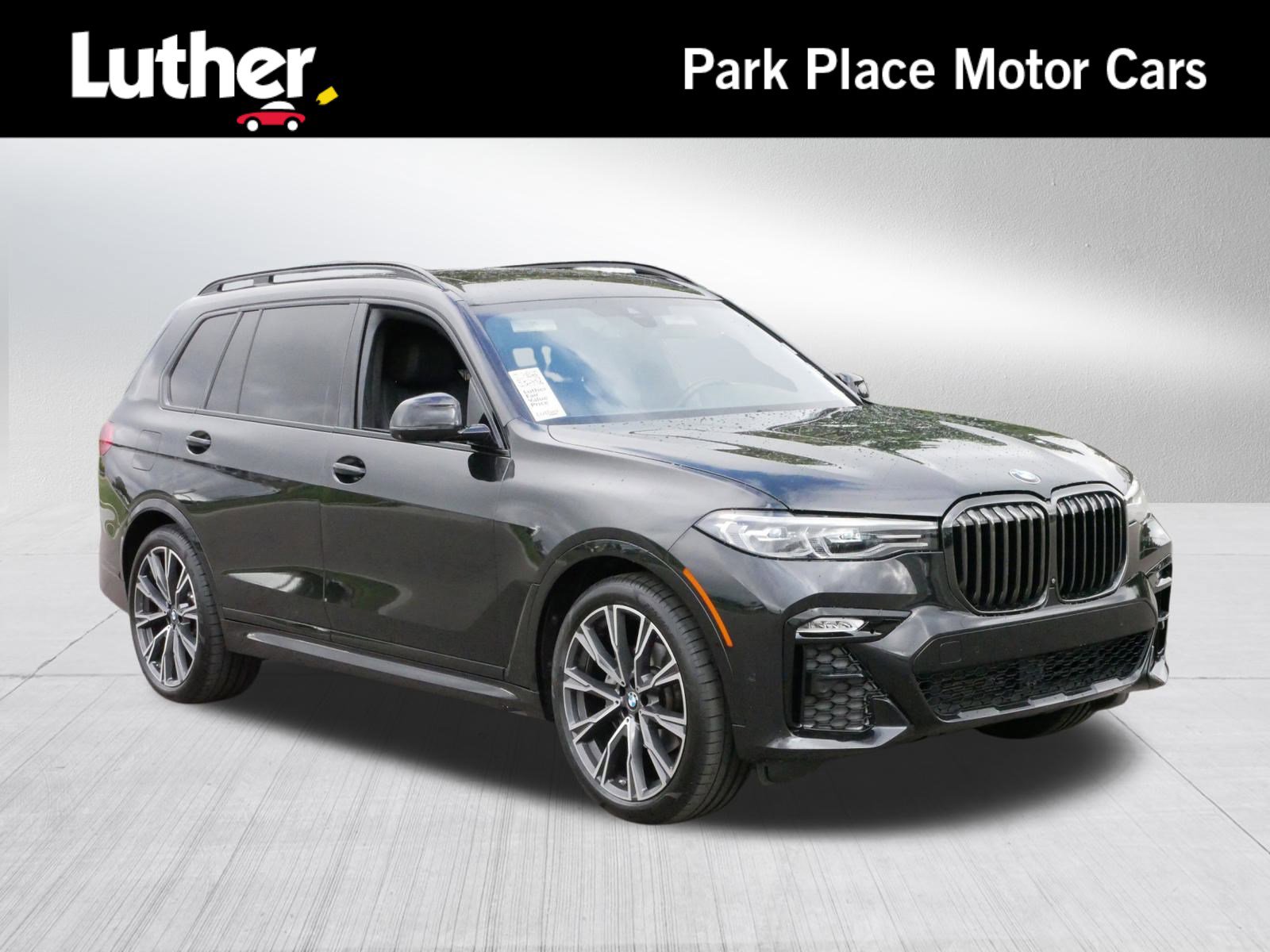2022 BMW X7 Base's photo