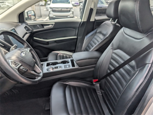 2024 Ford Edge SEL photo 6