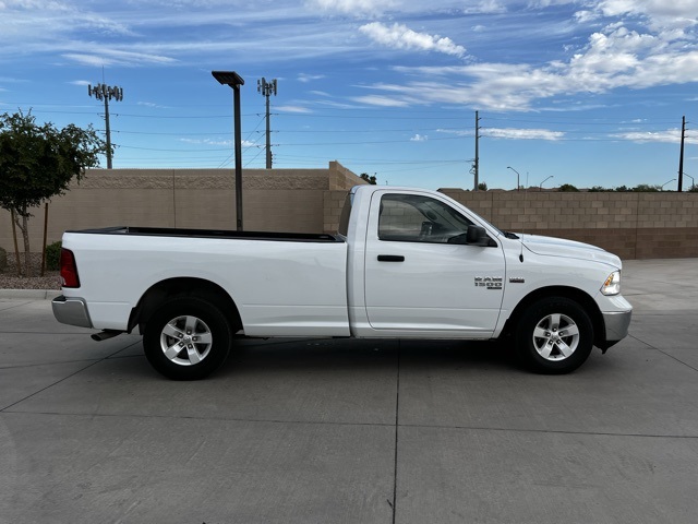 2022 Ram 1500 Classic Tradesman photo 2