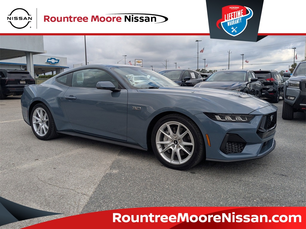 2025 Ford Mustang GT Premium's photo