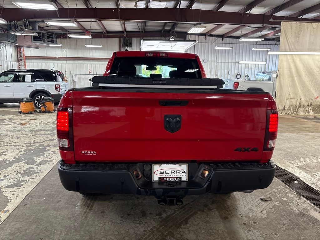 2021 Ram 1500 Classic Warlock photo 4