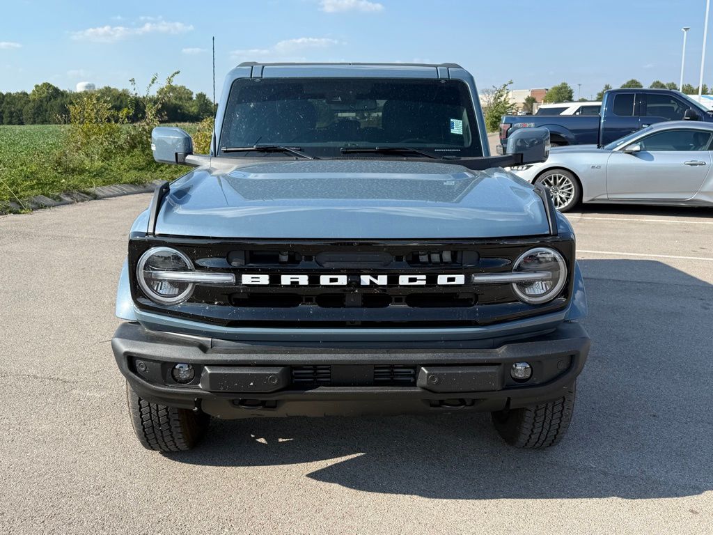 2025 Ford Bronco Outer Banks photo 22