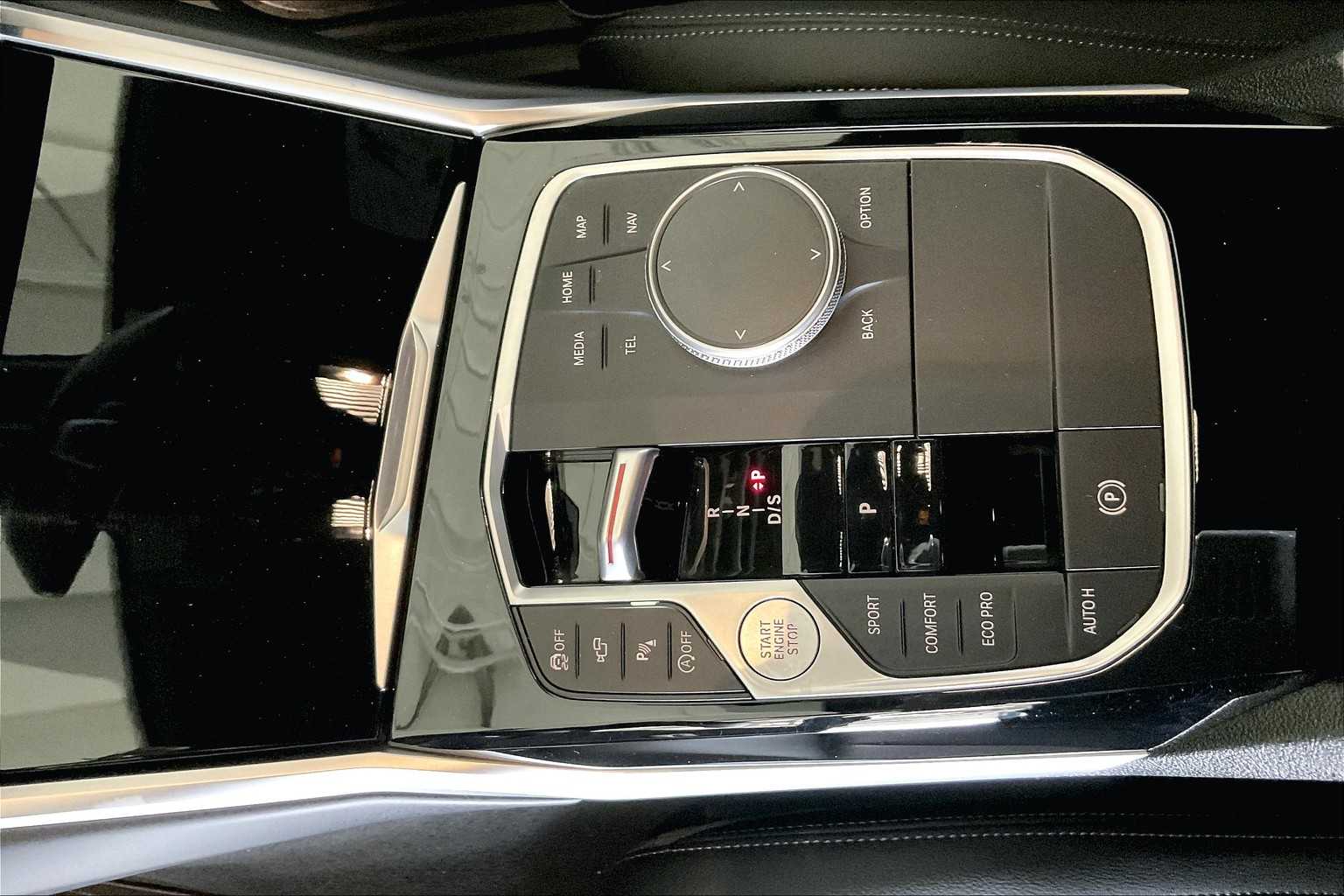 2024 Bmw 330i Sedan photo 15