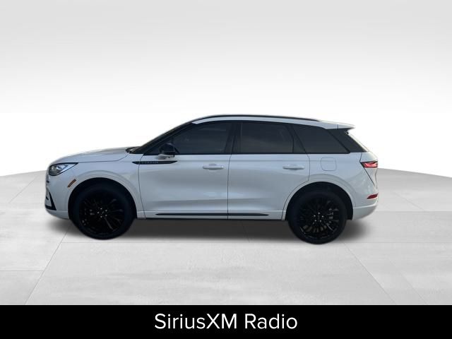 2023 Lincoln Corsair Reserve photo 4