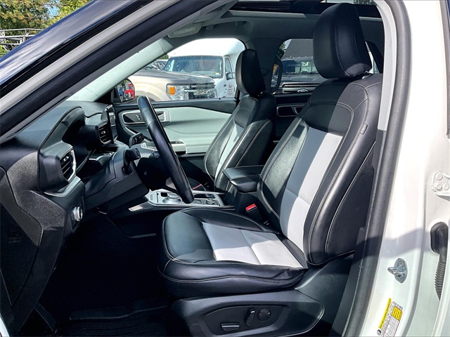 2022 Ford Explorer XLT photo 21