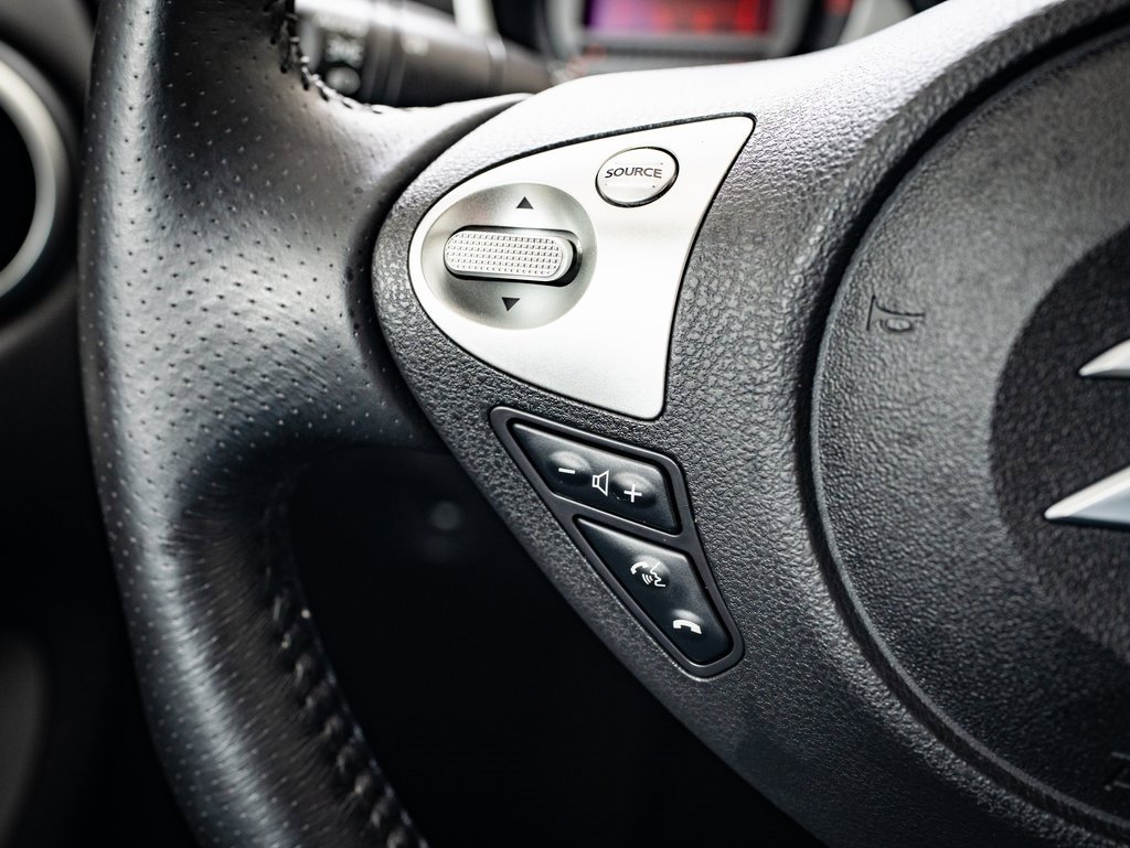 2017 Nissan 370Z Sport photo 22