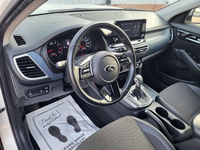 2021 Kia Seltos S photo 11