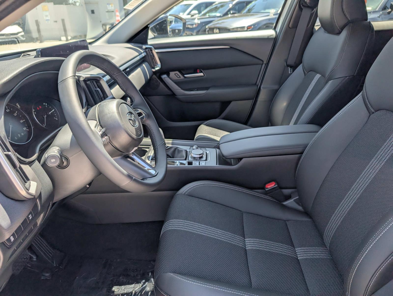 2025 Mazda CX-50 2.5 S Preferred photo 8