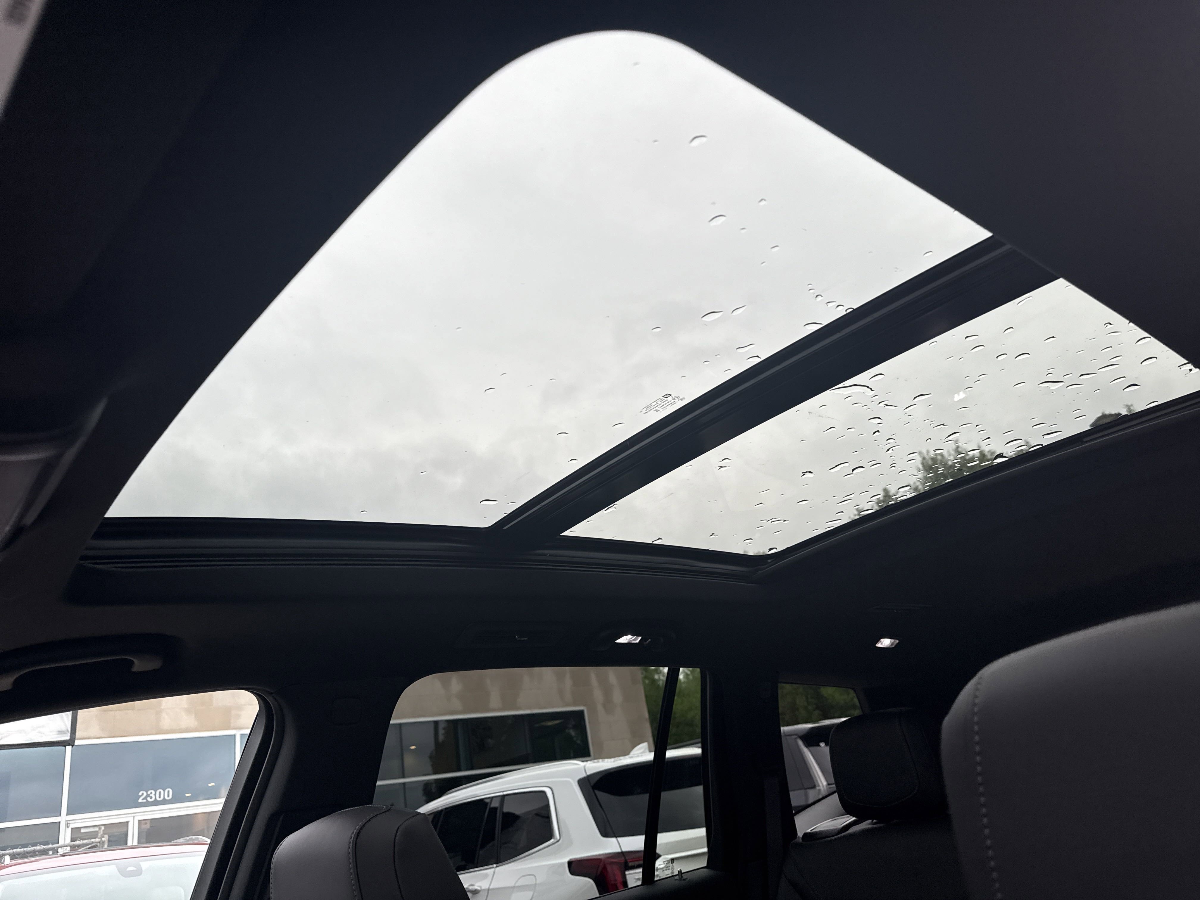 2025 Cadillac XT6 Sport photo 16