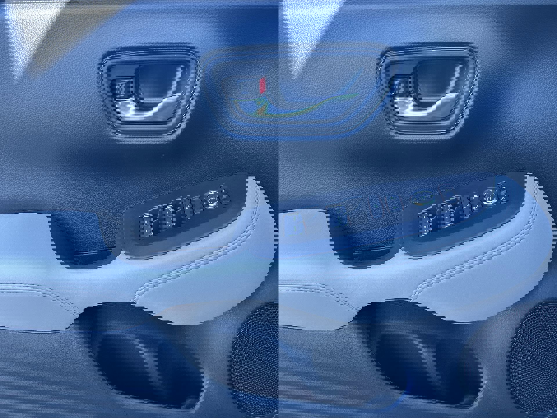2026 Honda HR-V EX-L photo 13