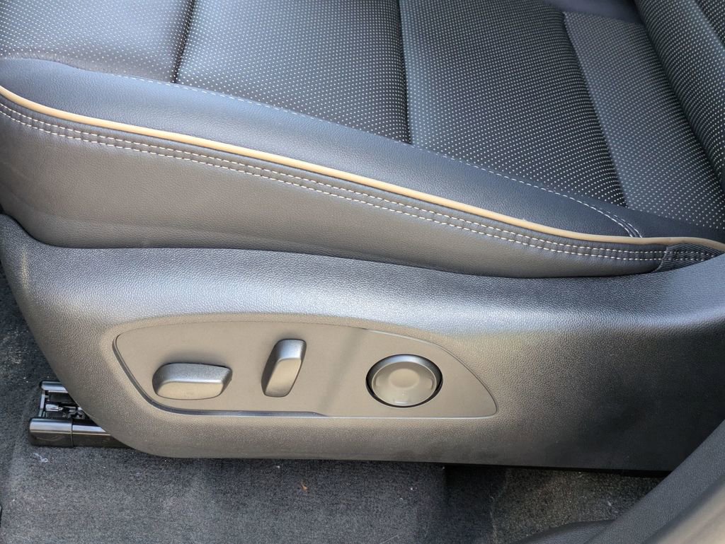 2026 Chevrolet Traverse High Country photo 12